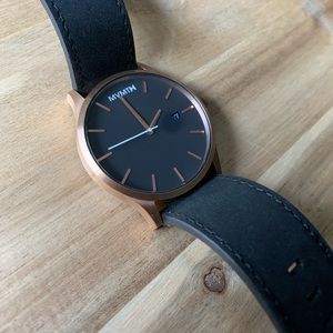 MVMT Classic - Rose Gold Black